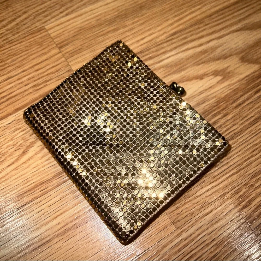 Vintage Duramesh Gold Metal Mesh‎ Rhinestone Double-Kiss Billfold Wallet - Picture 2 of 9